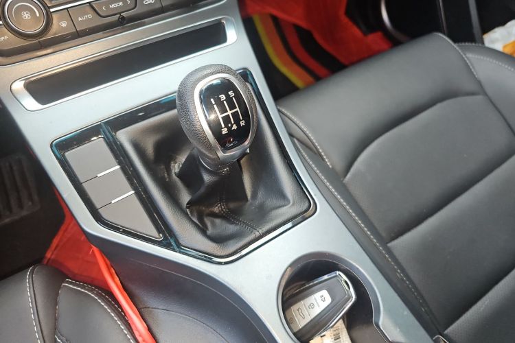 GEELY Emgrand 2020 car image #14