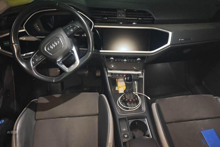 Audi Q3 2021 #11 Audi Q3 2021 car image #11