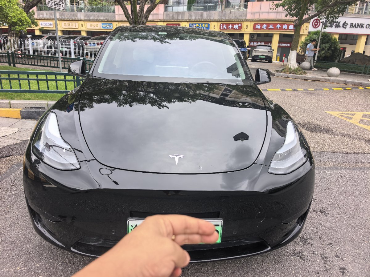 Tesla Model Y 2024 car image #3