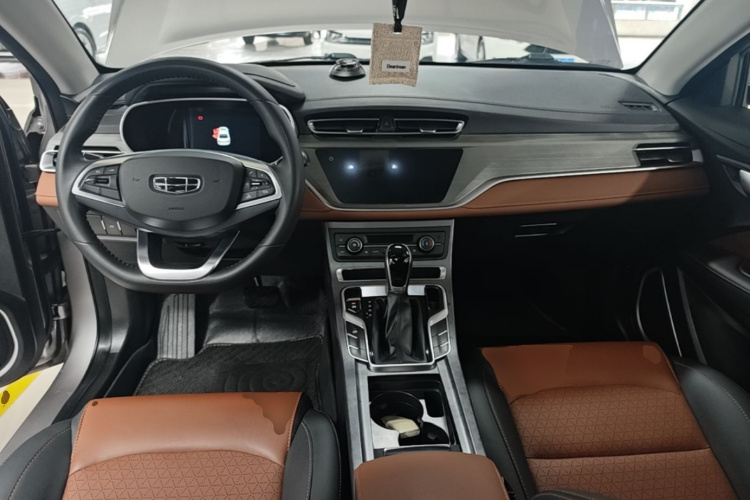 GEELY Emgrand 2021 #10 GEELY Emgrand 2021 car image #10