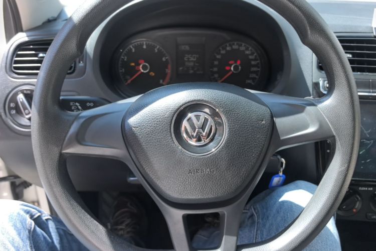 Volkswagen Polo 2017 #11 Volkswagen Polo 2017 car image #11