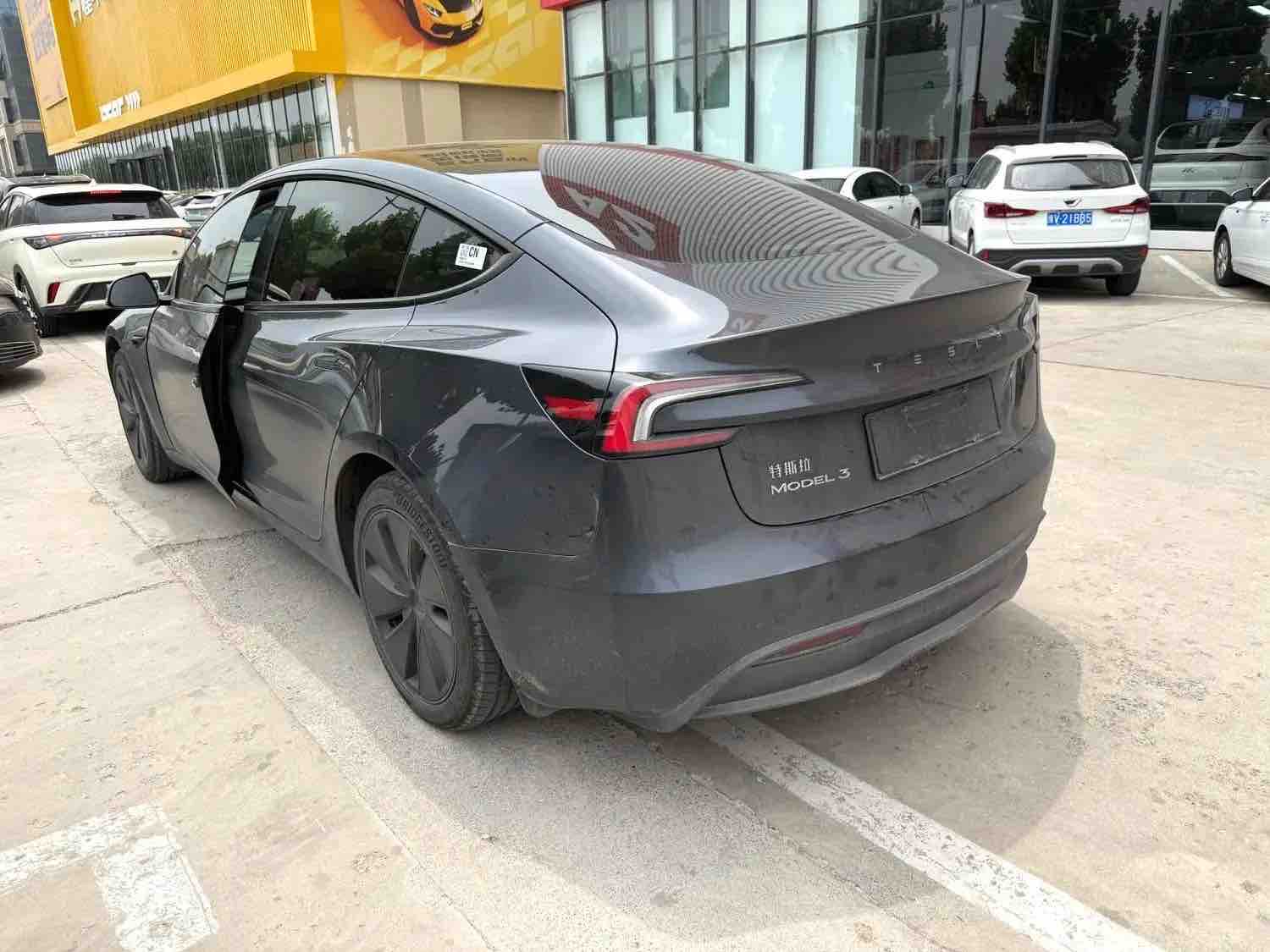 Tesla Model 3 2025 #11 Tesla Model 3 2025 car image #11