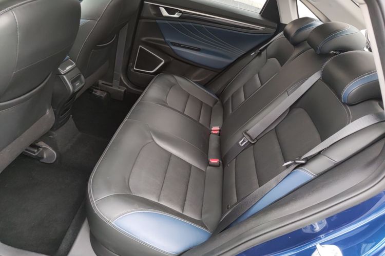 GEELY Emgrand GL 2021 car image #17