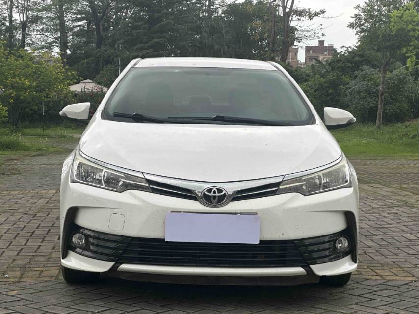 Toyota Corolla 2018 #2 Toyota Corolla 2018 car image #2