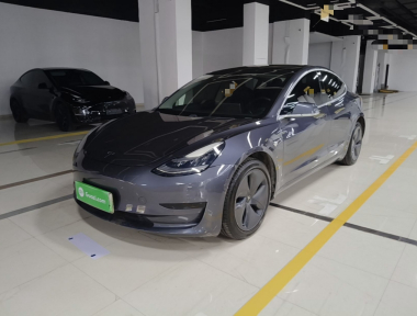 Tesla Model 3 2020 car image 