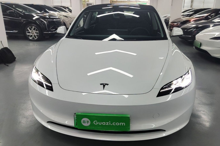 Tesla Model 3 2026 #3 Tesla Model 3 2026 car image #3