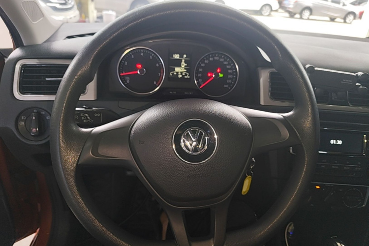 Volkswagen Santana 2016 #11 Volkswagen Santana 2016 car image #11
