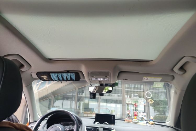 Audi Q3 2017 image de voiture #20