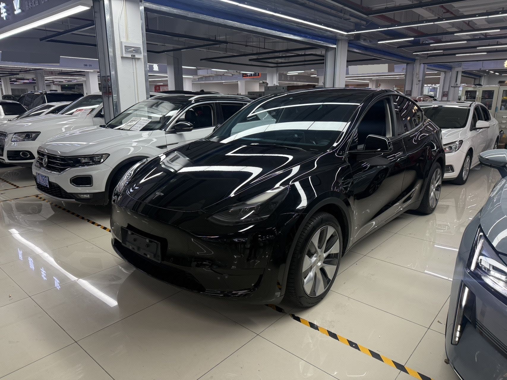 Tesla Model Y 2022 Tesla Model Y 2022 изображение автомобиля