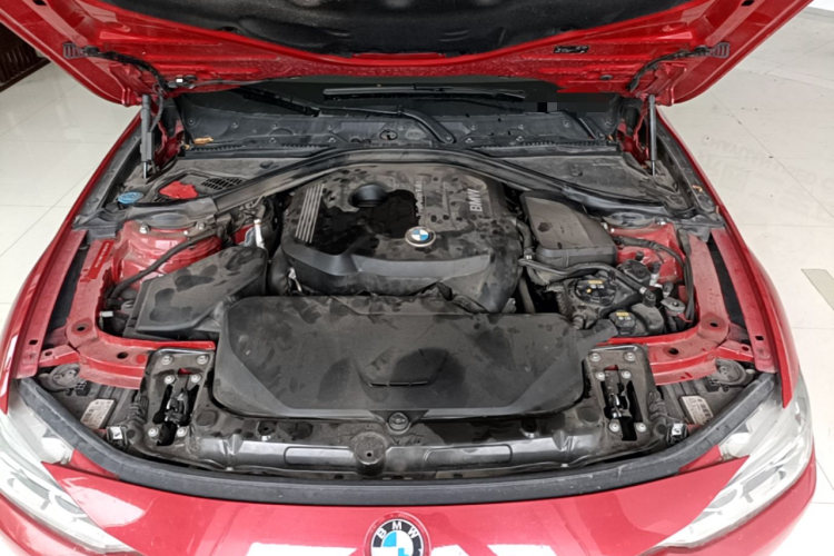 BMW 3 Series 2018 #22 BMW 3 Series 2018 car image #22