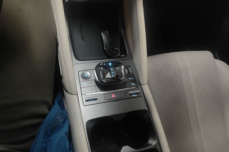 BYD YuanUP 2024 #14 BYD YuanUP 2024 car image #14