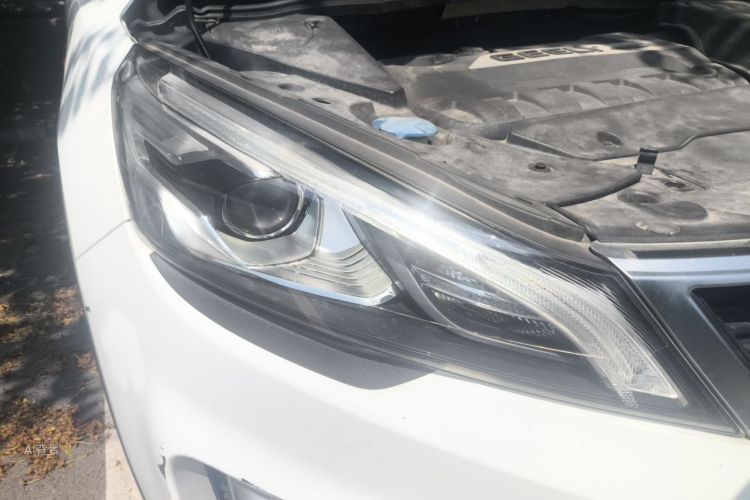 GEELY Emgrand GS 2018 car image #8