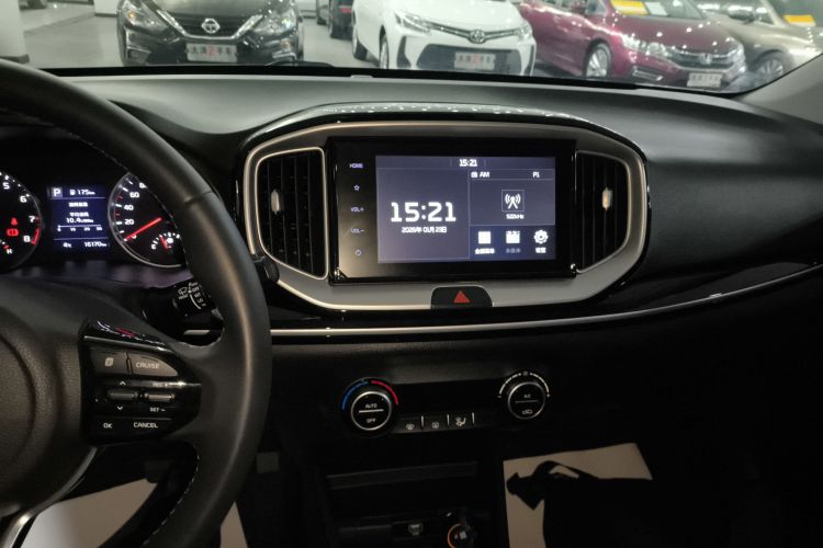 起亚 奕跑 2023 汽车图片 #17