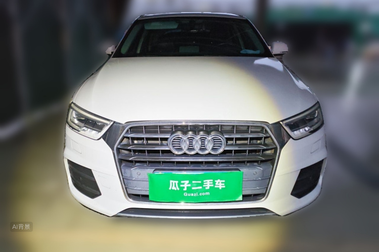 Audi Q3 2018 car image #3