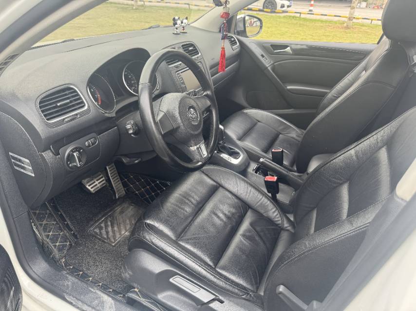 Volkswagen Golf 2013 car image #7