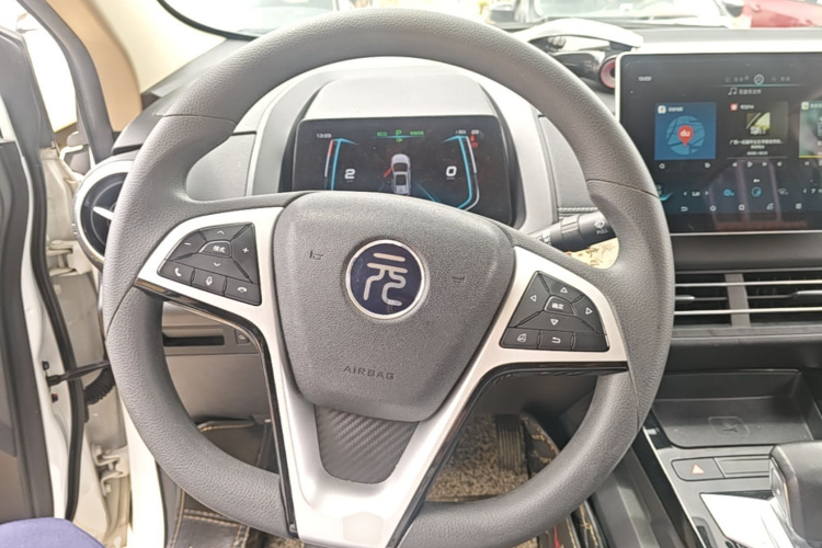 BYD Yuan New Energy 2019 immagine di auto #12