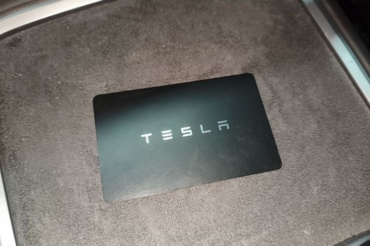 Tesla Model Y 2022 #14 Tesla Model Y 2022 car image #14