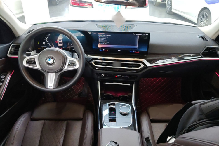 BMW 3 Series 2023 car image #11