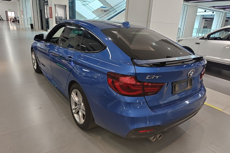 BMW 3 Series GT 2021 #5 BMW 3 Series GT 2021 car image #5