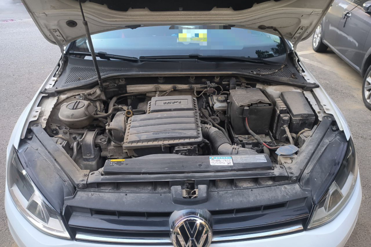 Volkswagen Golf 2015 car image #22