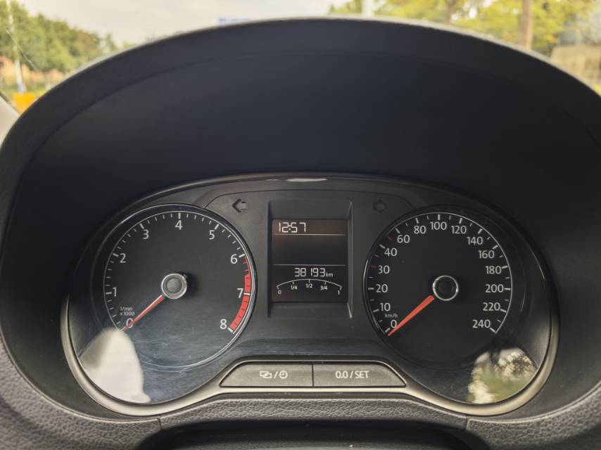 Volkswagen Polo 2019 car image #9