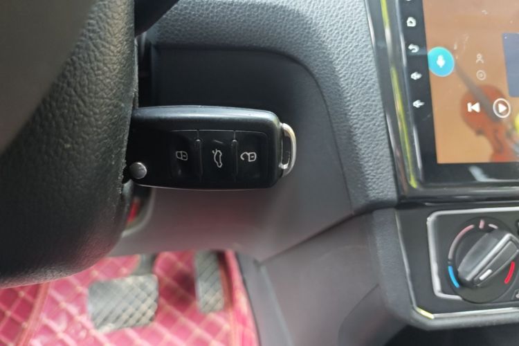 Volkswagen Santana 2018 #14 Volkswagen Santana 2018 car image #14