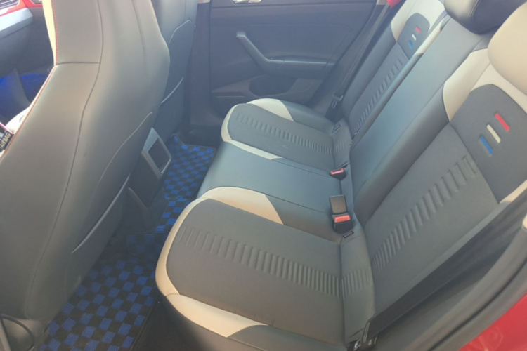 Volkswagen Polo 2020 car image #13