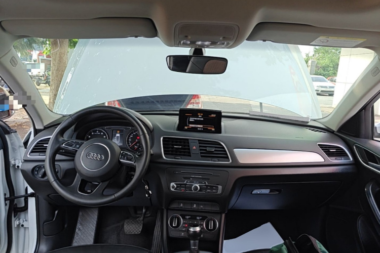 Audi Q3 2019 #10 Audi Q3 2019 car image #10