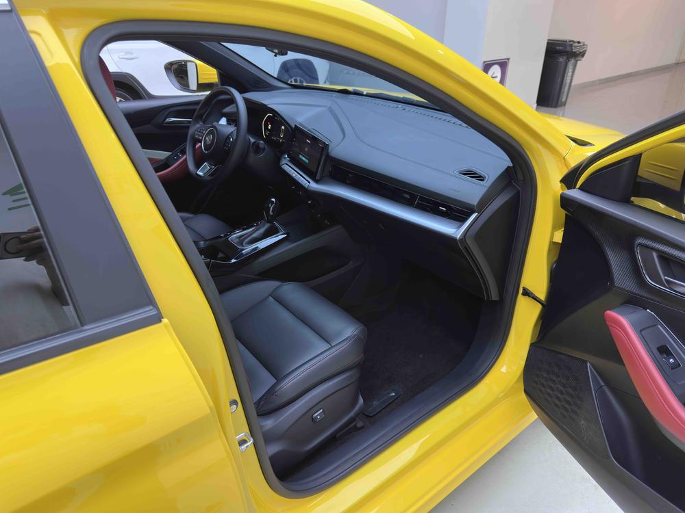 MG 5 2023 car image #22