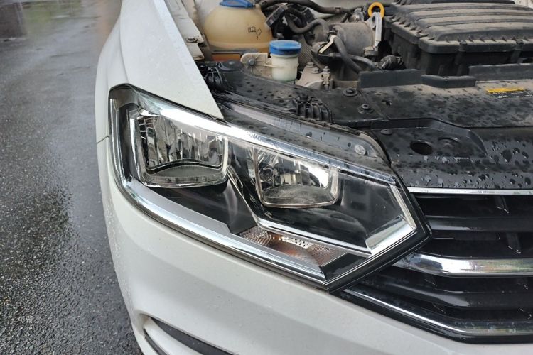 Volkswagen Bora 2023 car image #8