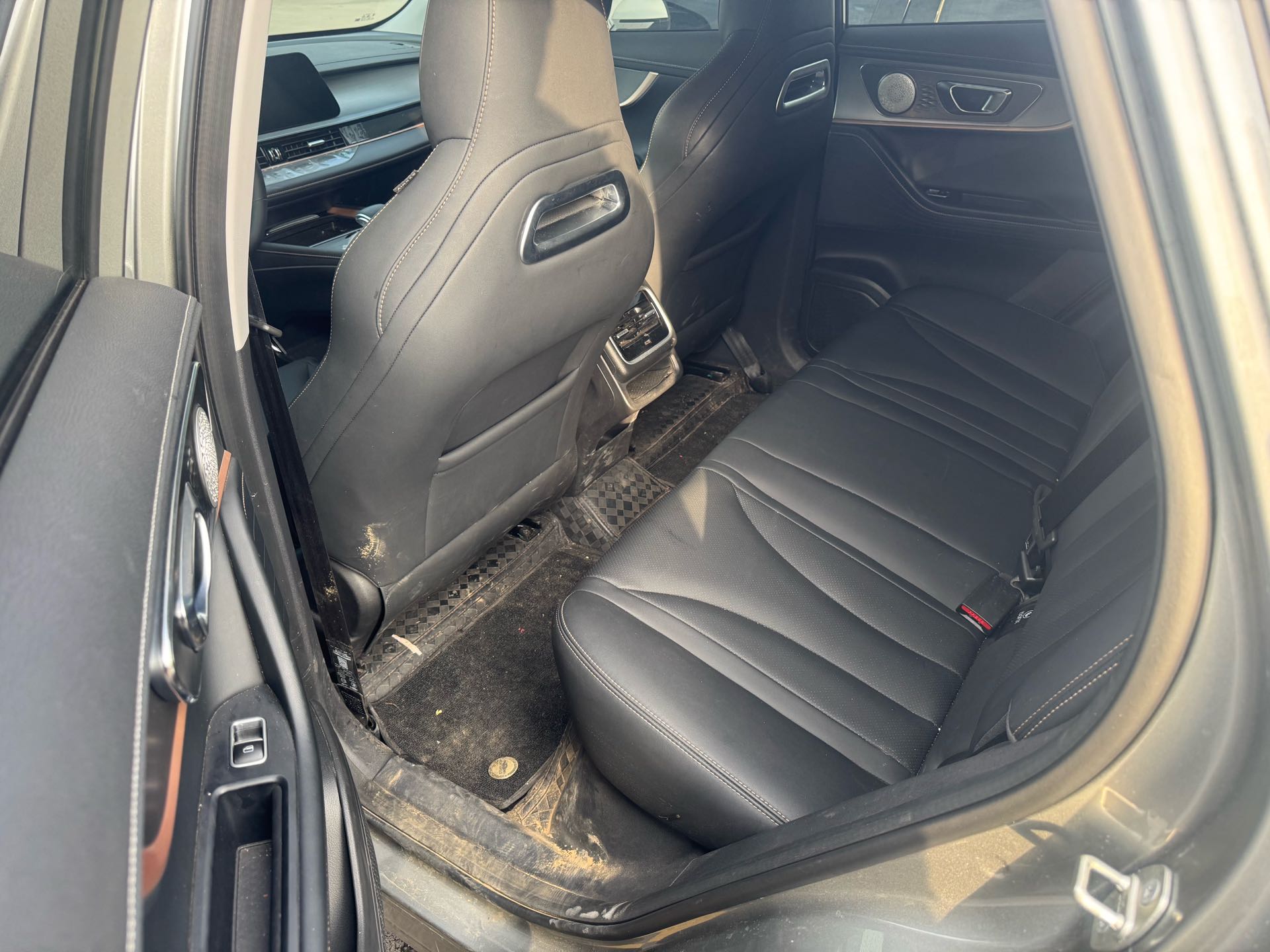 Chery Tiggo 5x 2025 car image #3