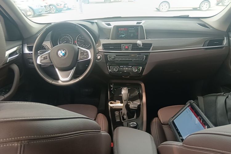 BMW X1 2017 car image #10