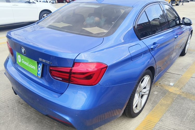 BMW 3 Series 2018 car image #5