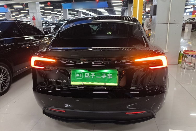 Tesla Model 3 2025 #6 Tesla Model 3 2025 صورة سيارة #6