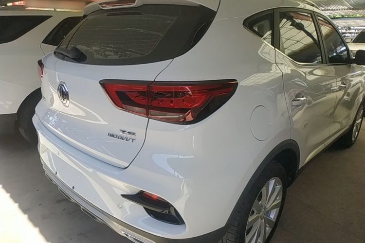 MG ZS 2020 car image #7