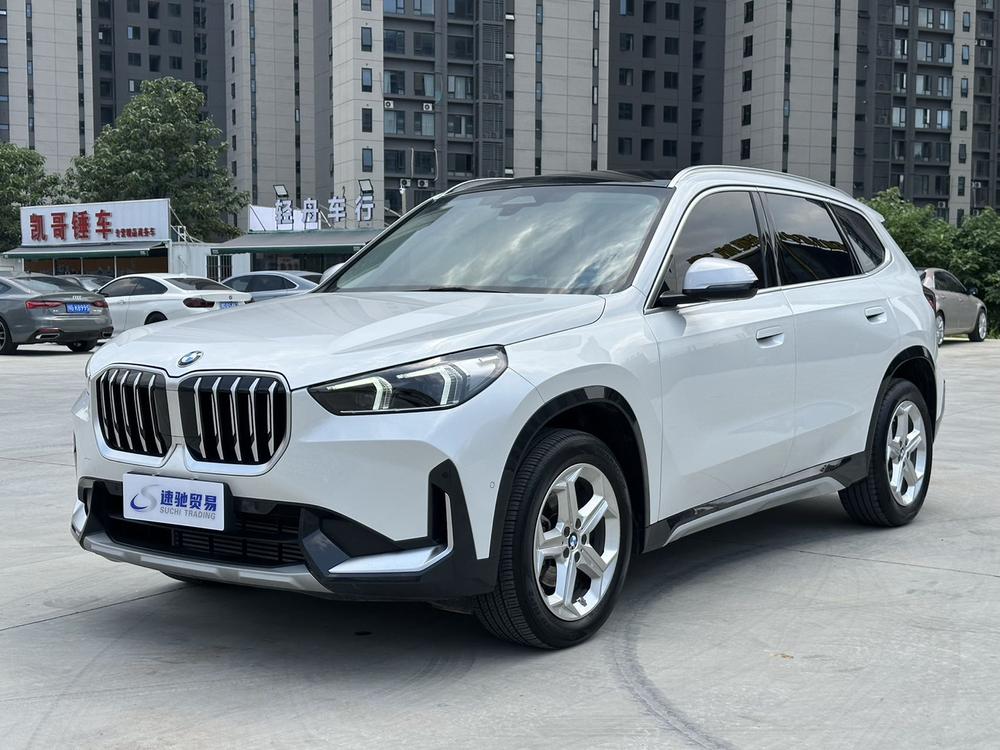 BMW X1 2023 car image 