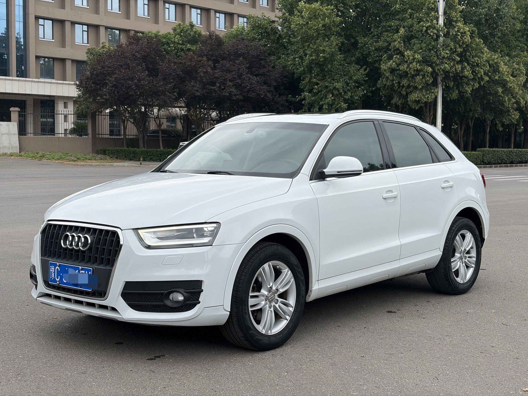 Audi Q3 2013 Audi Q3 2013 car image