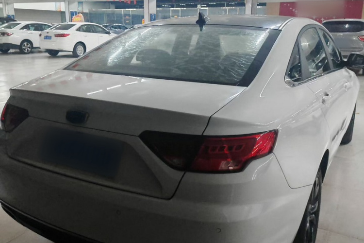 GEELY Emgrand GL 2017 image de voiture #6