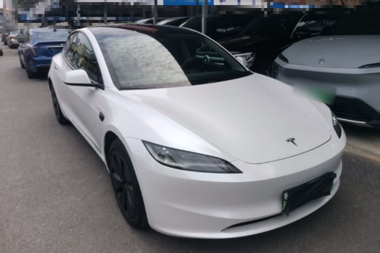 Tesla Model 3 2023 #4 Tesla Model 3 2023 car image #4