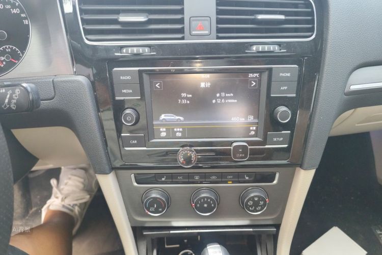 Volkswagen Golf 2015 #15 Volkswagen Golf 2015 car image #15