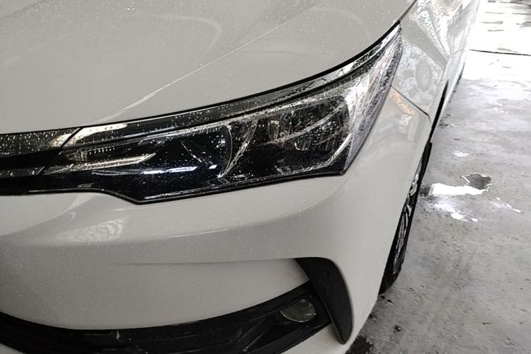 Toyota Corolla 2017 car image #23