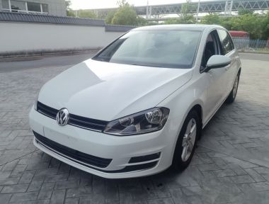 Volkswagen Golf 2015 Volkswagen Golf 2015 car image