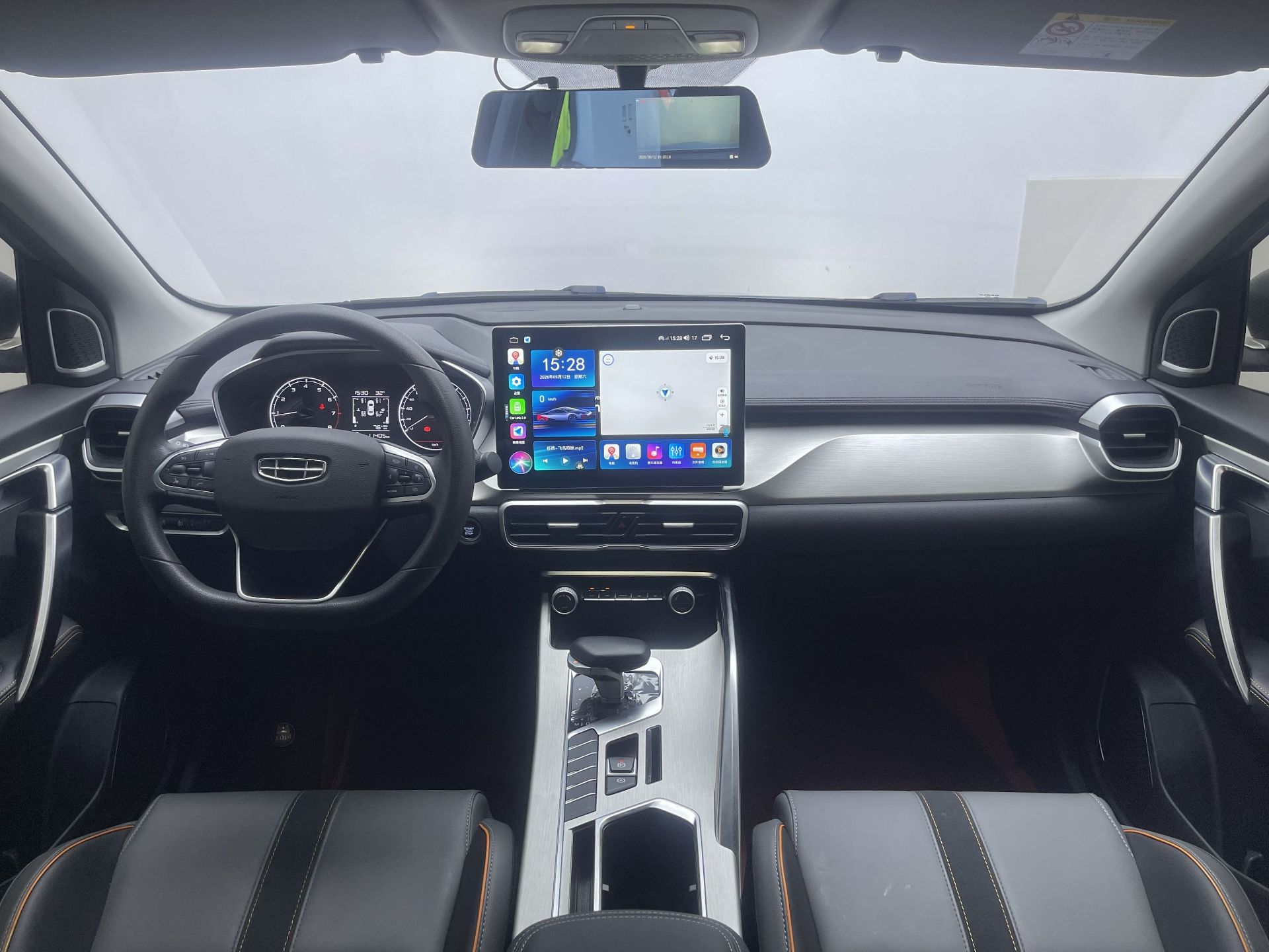 GEELY Coolray 2024 #4 GEELY Coolray 2024 immagine di auto #4