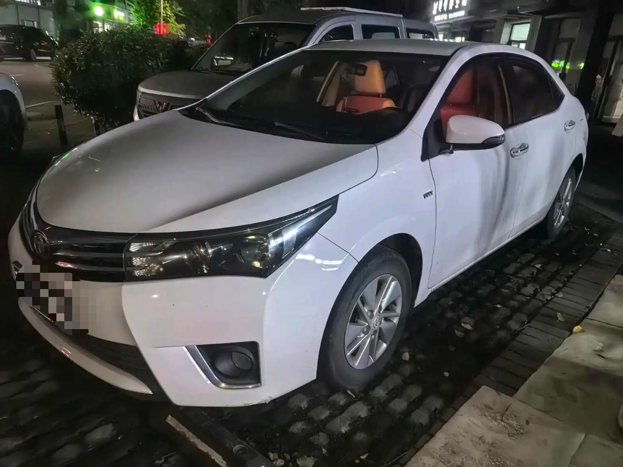 Toyota Corolla 2015 Toyota Corolla 2015 car image