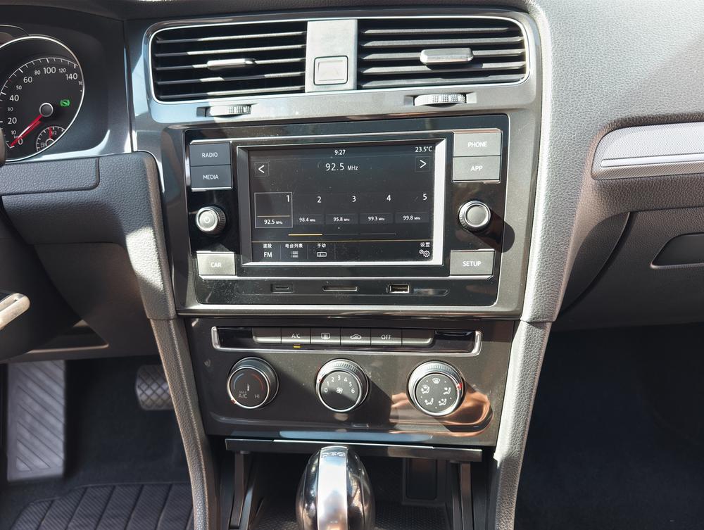 Volkswagen Golf 2018 #12 Volkswagen Golf 2018 car image #12