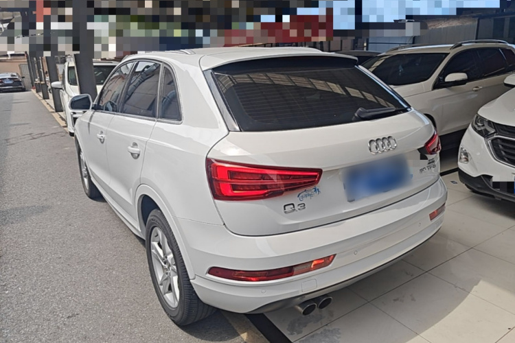 Audi Q3 2018 #5 Audi Q3 2018 car image #5