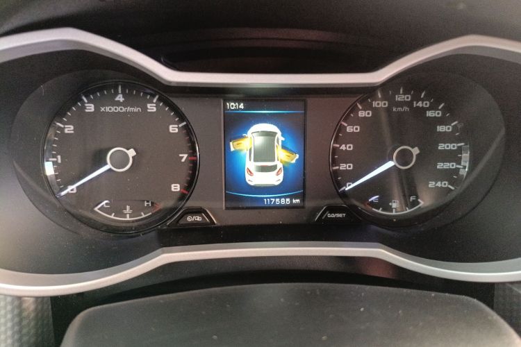 GEELY Emgrand GS 2017 صورة سيارة #12