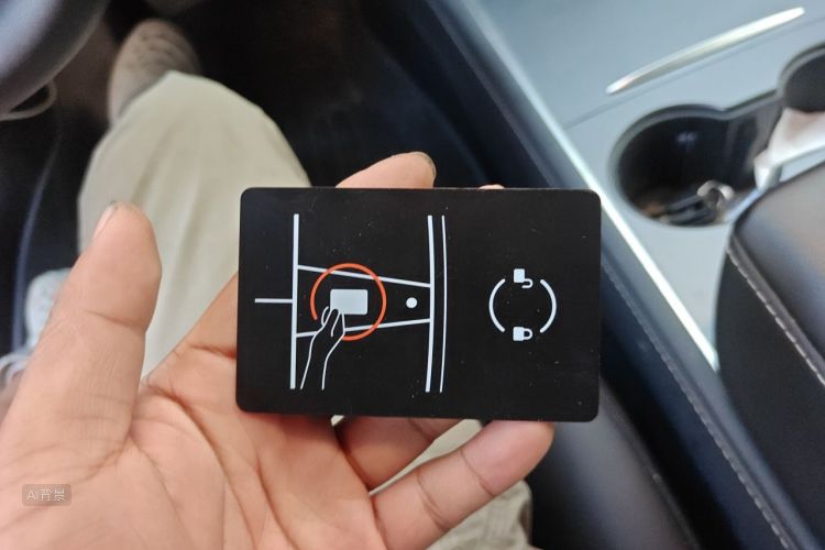 Tesla Model 3 2022 car image #10