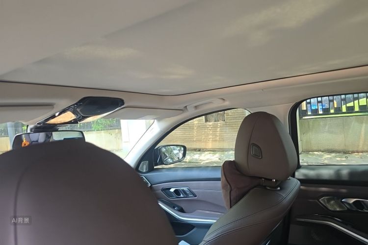 BMW 3 Series 2020 car image #20