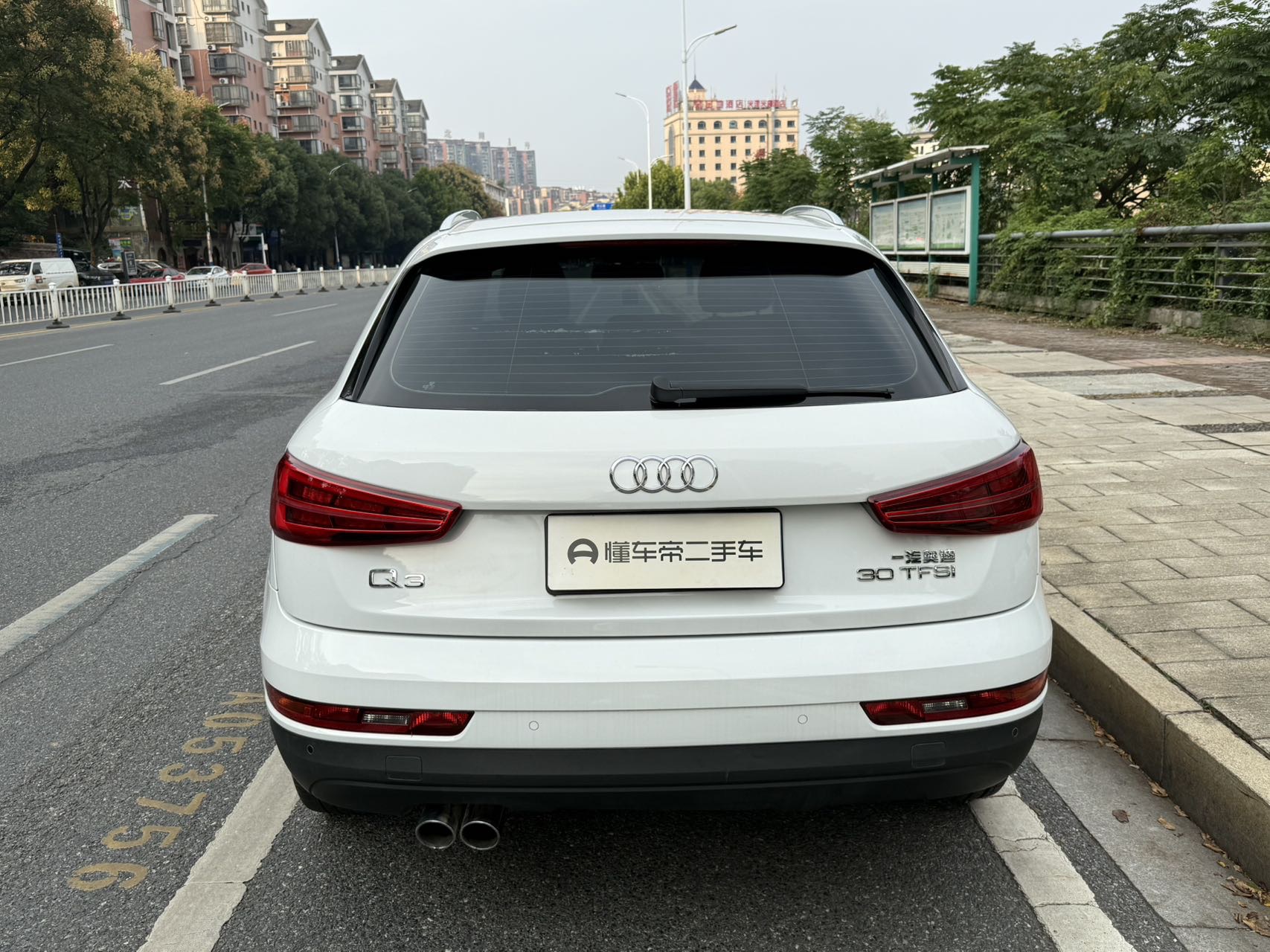 Audi Q3 2018 car image #4